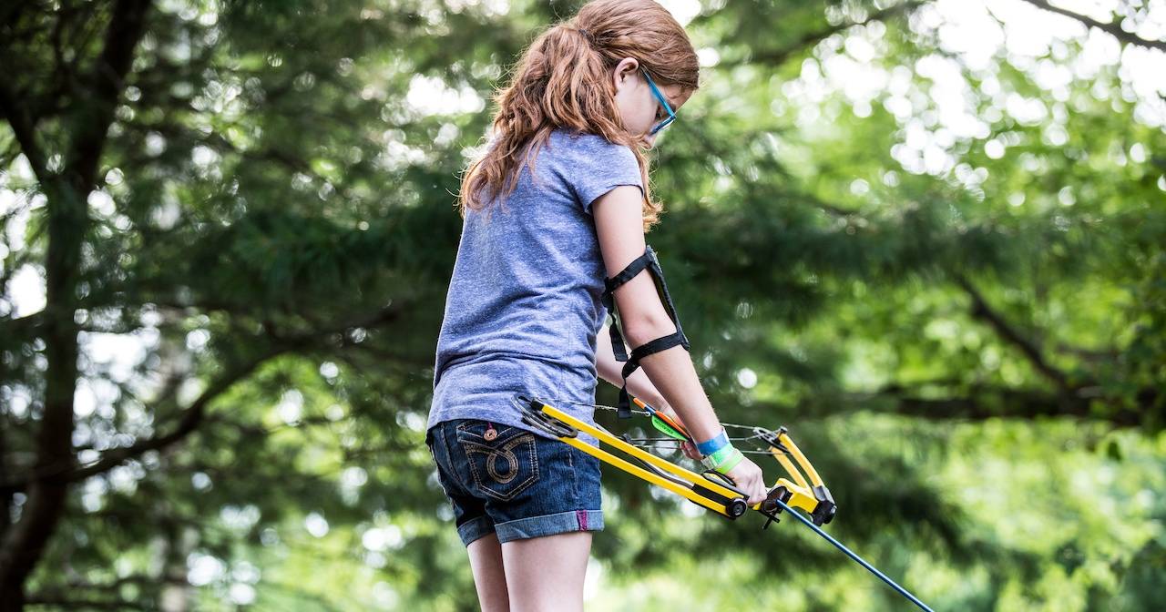 girl archery