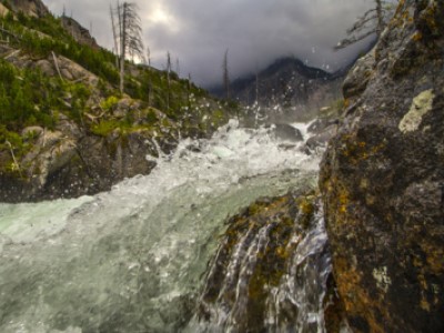 river water splashing