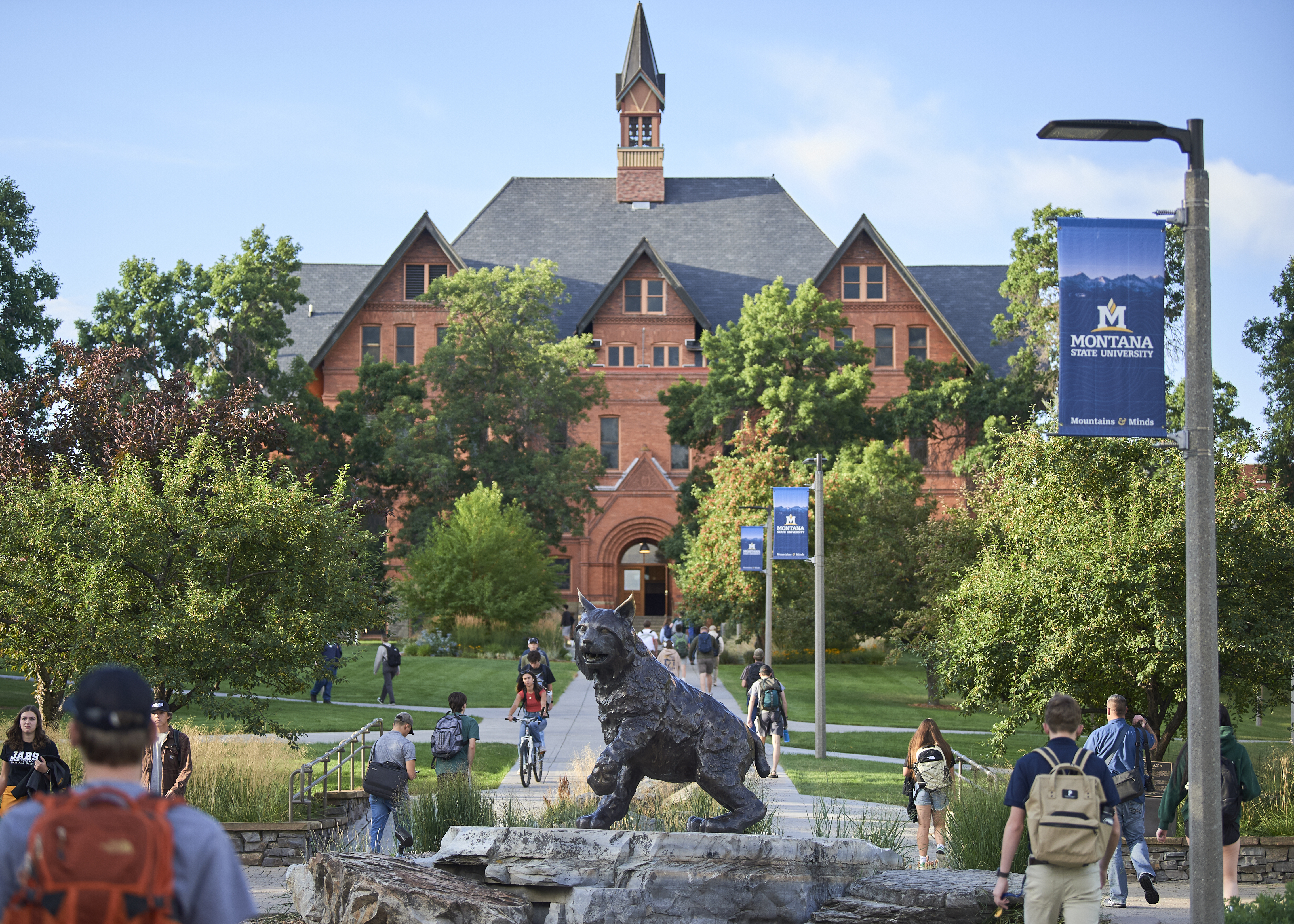 Students walking in front of Montana Hall