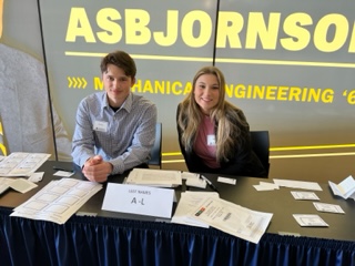 Students volunteering at MSU Law Day